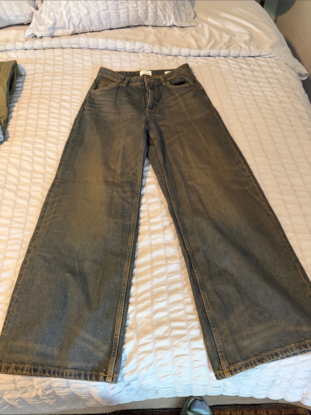 Cotton On Wide Leg Jeans in Faded Olive Green